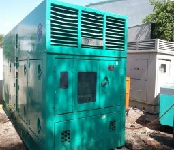 máy phát điện 600kva