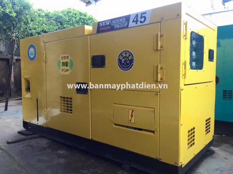 Máy phát điện komatsu 45kva. Liên hệ: 0988.144.847