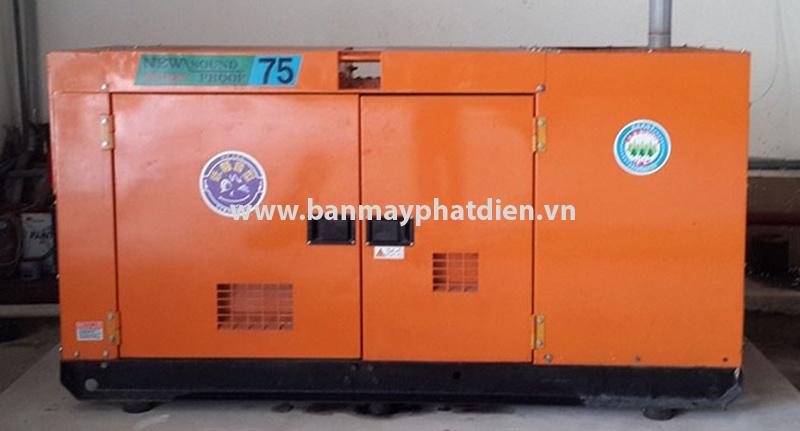 Máy phát điện komatsu 75kva. Liên hệ: 0988.144.847