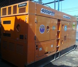 Máy phát điện Komatsu 800kva