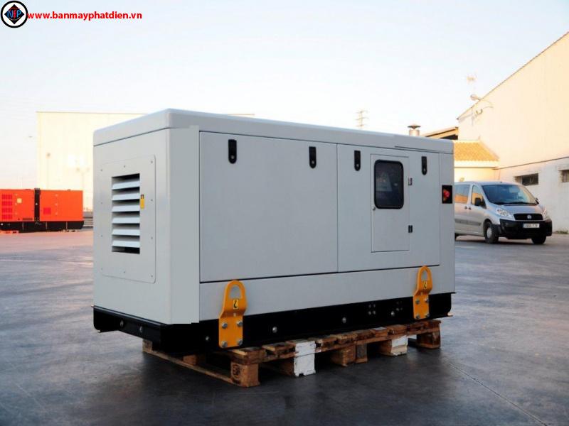 Máy phát điện yanmar 100kva. Hotline: 0909.153.183