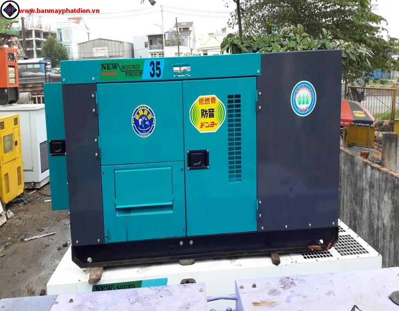 Máy phát điện hino 35kva. Hotline: 0909.153.183