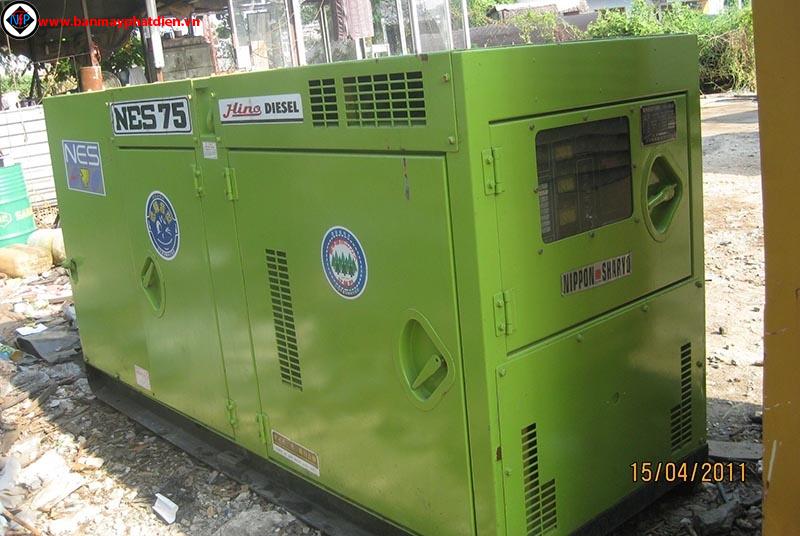 Máy phát điện hino 75kva. Liên hệ: 0988.144.847